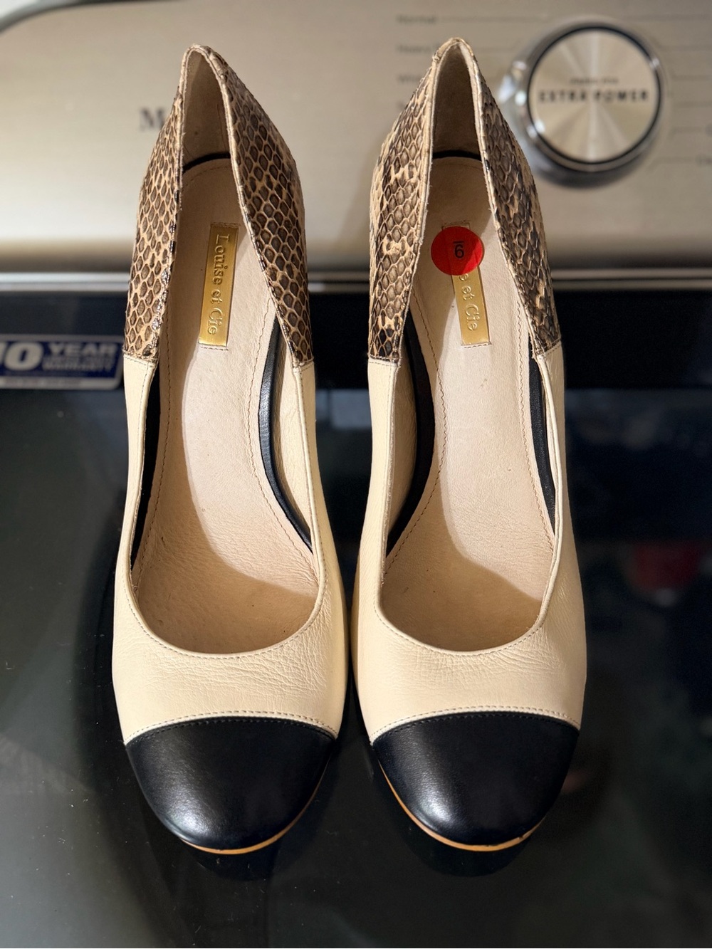 Louise et Cie Size 9 Leather Snake Print Cap Toe Block Heel Pumps
